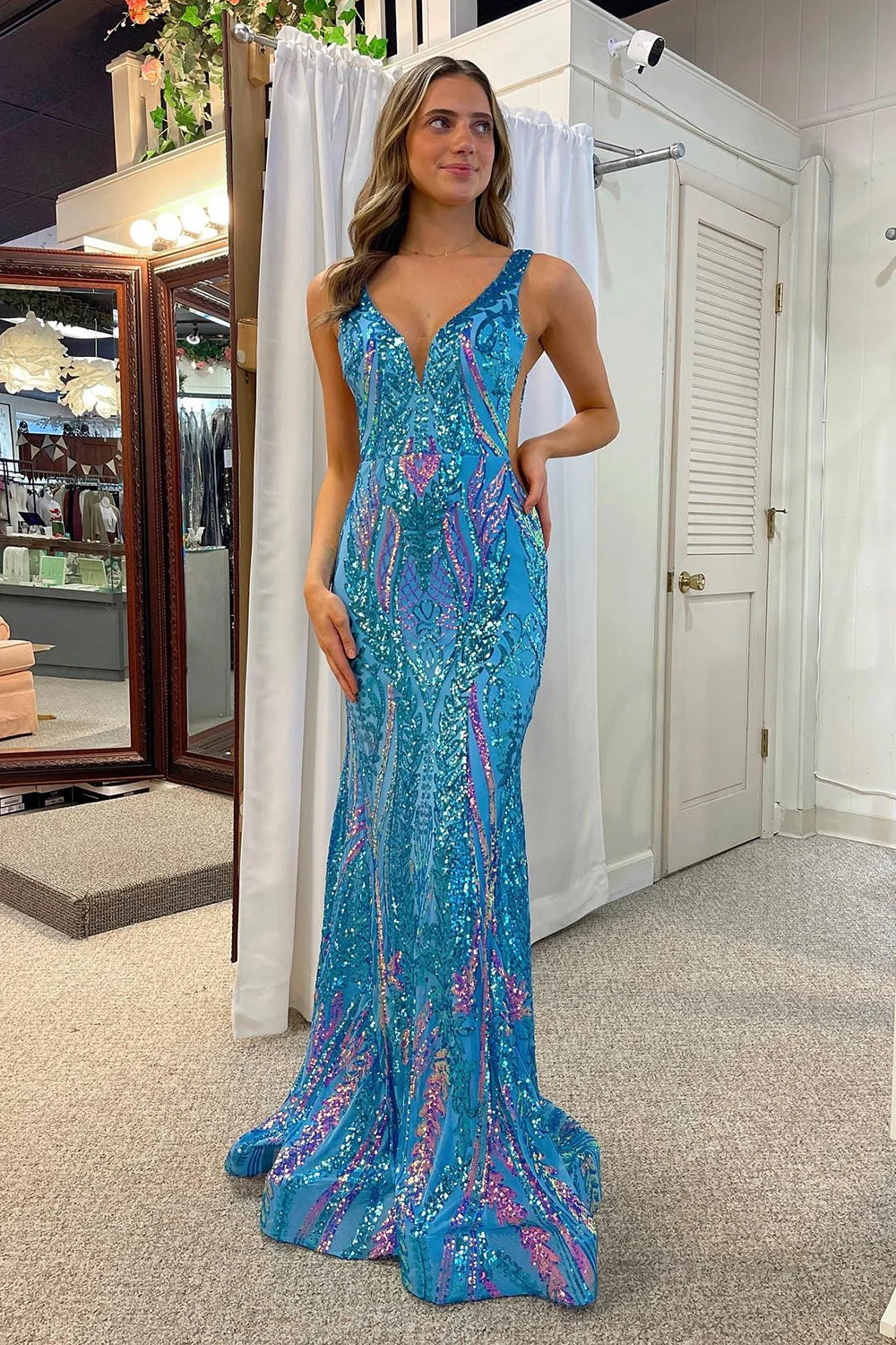Vestido de fiesta largo hasta el suelo con lentejuelas y escote en V de sirena azul